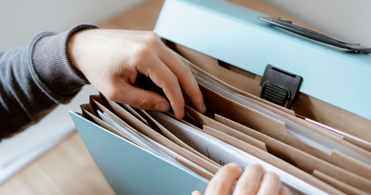 Concediul de îngrijitor: când are salariatul dreptul la 5 zile libere plătite